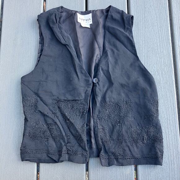 Vintage black embroidered sleeveless vest, bohemian hippie indie boho chic - Picture 1 of 6